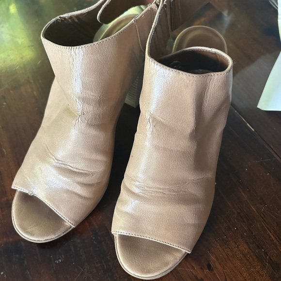 Candies Open-Toe Wooden Heels - Picture 2 of 7